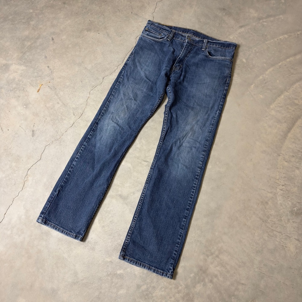 Levi's 514 Straight‎ Fit Jeans Mens 34x32 Blue Classic Denim Casual 00514-0551